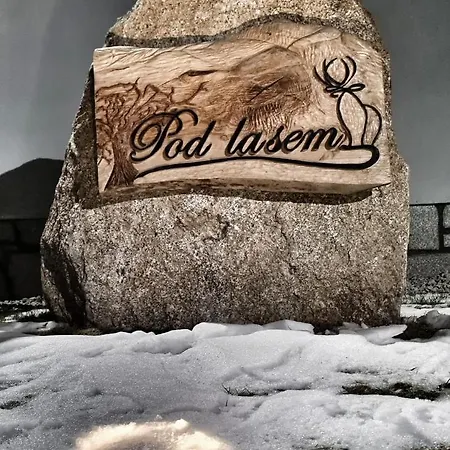 Goscinne Pod Lasem בית אירוח קרפאז'